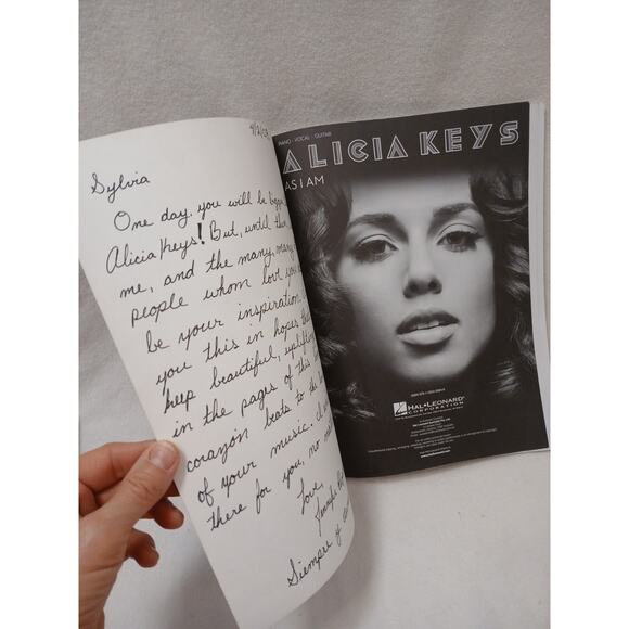 Alicia Keys Music Song Book As I Am Piano Vocal Guitar Artist Paperback Contemp - Picture 13 of 14